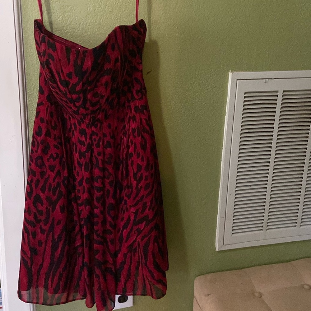 White House Black Market Red Leopard Strapless Dress Size 8